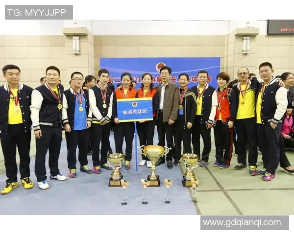 周秀英倾情分享羽毛球技巧与训练心得助你提升竞技水平