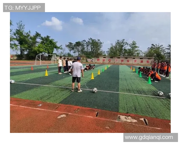 科学足球战术训练方法探讨提升球队整体战术素养与实战能力的有效策略